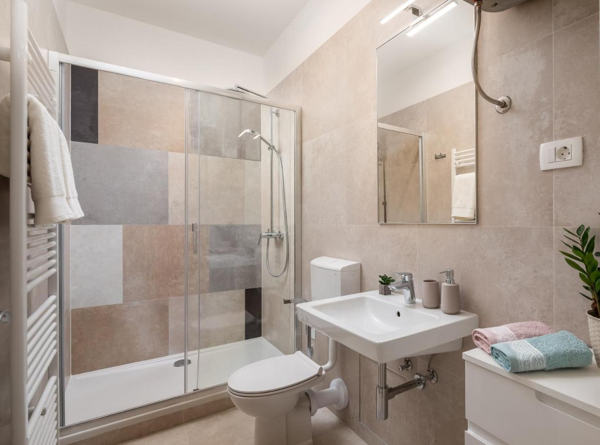 Apartment More Split Bagian luar foto
