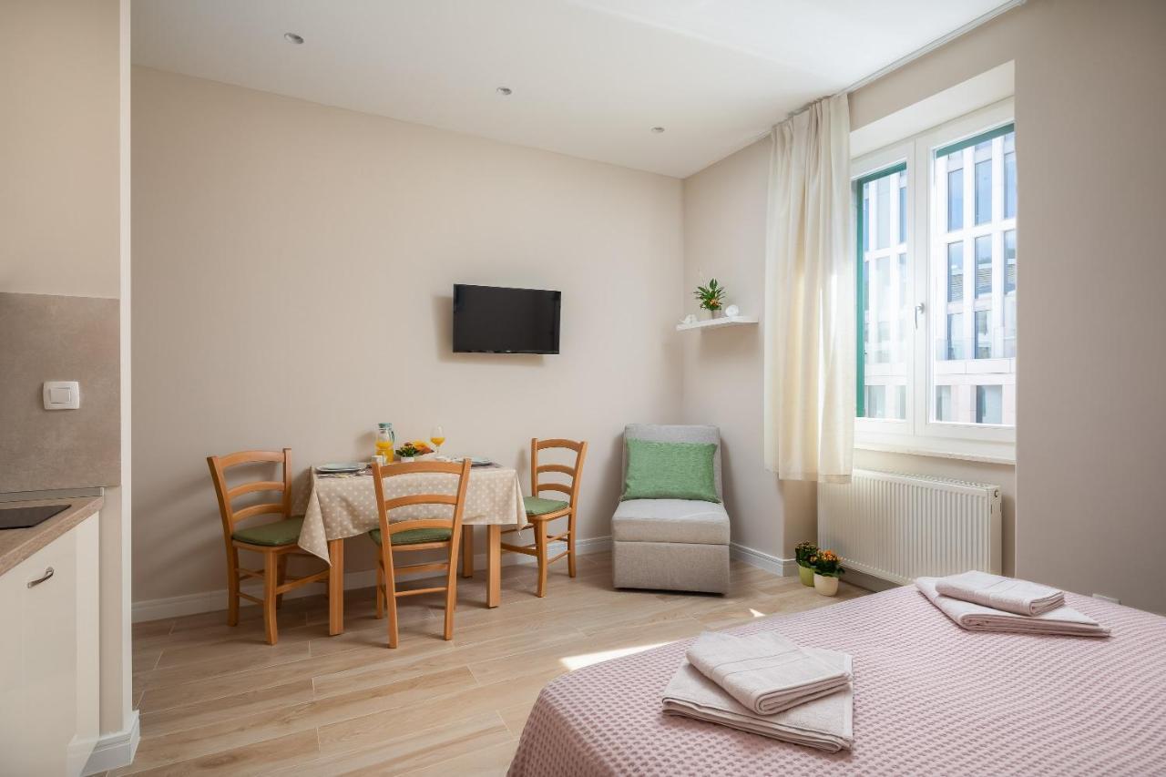 Apartment More Split Bagian luar foto